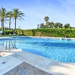 Super2beachfront