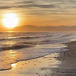 Super2beachfront Apartman *